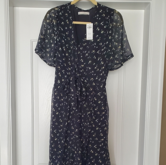 Floral black dress for spring - Picture 1 of 4